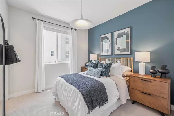 Artesia, CA 90701,11718 Arkansas ST #C