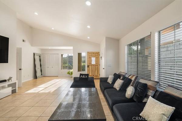 Simi Valley, CA 93065,2538 Lowell CT