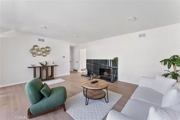 Glendora, CA 91741,920 E Carroll