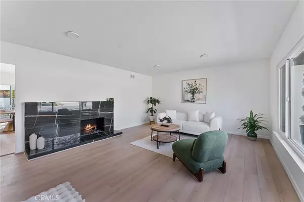 Glendora, CA 91741,920 E Carroll