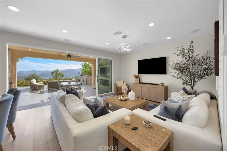 7 Paladino CT, Rancho Mission Viejo, CA 92694