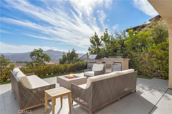 Rancho Mission Viejo, CA 92694,7 Paladino CT