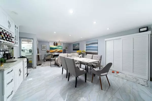 Westminster, CA 92683,5302 Clark