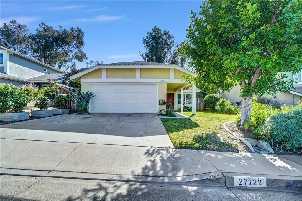 Lake Forest, CA 92630,27122 Valleymont RD
