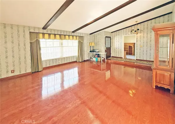 Huntington Beach, CA 92646,9812 La Cresta