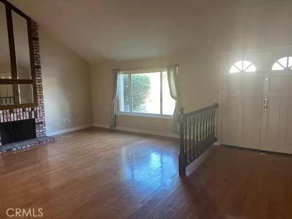 Lake Forest, CA 92630,21261 Calle Sendero