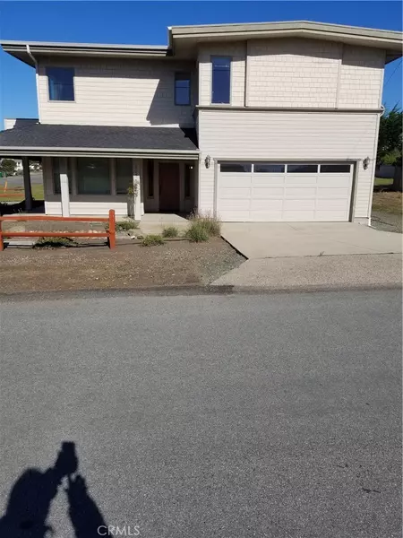 305 Ivar ST, Cambria, CA 93428