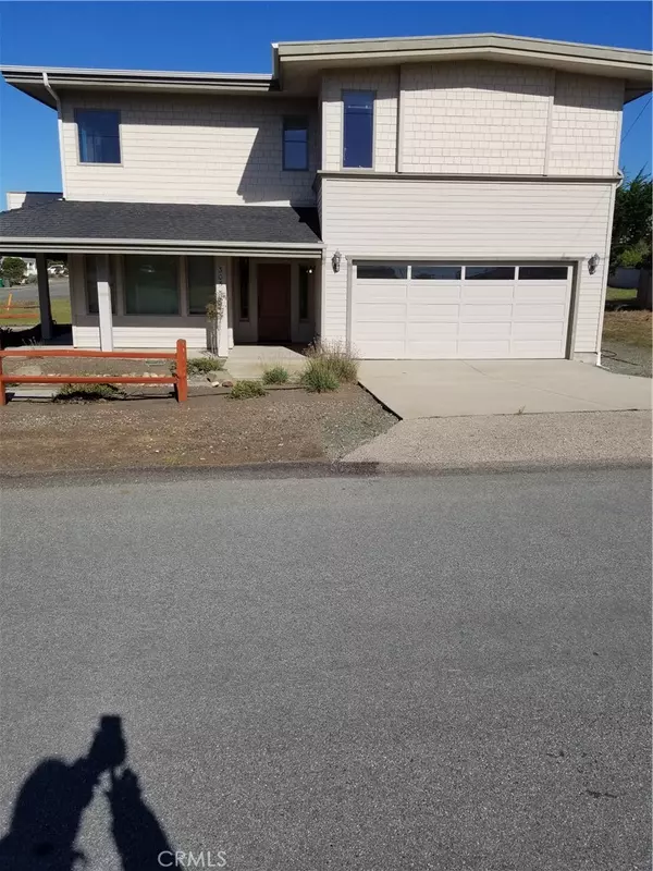 305 Ivar ST, Cambria, CA 93428