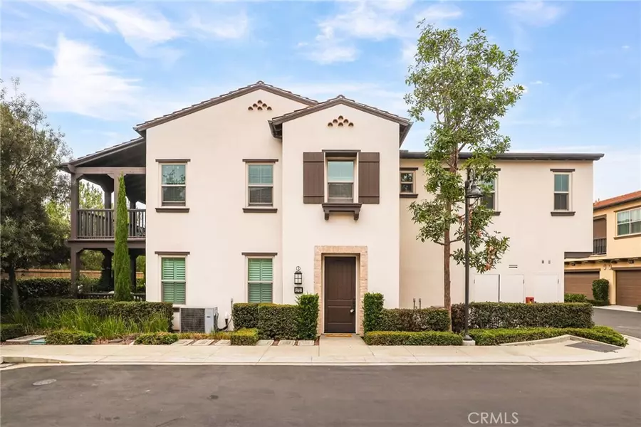 172 Bishop, Irvine, CA 92620