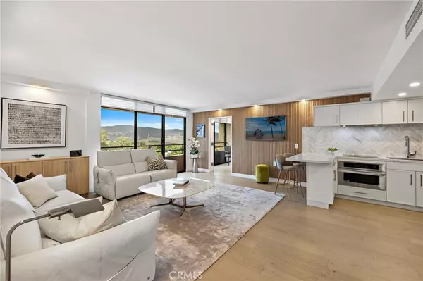 Laguna Woods, CA 92637,24055 Paseo Del Lago #1063