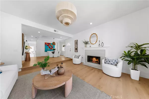 Huntington Beach, CA 92648,204 Lincoln Ave