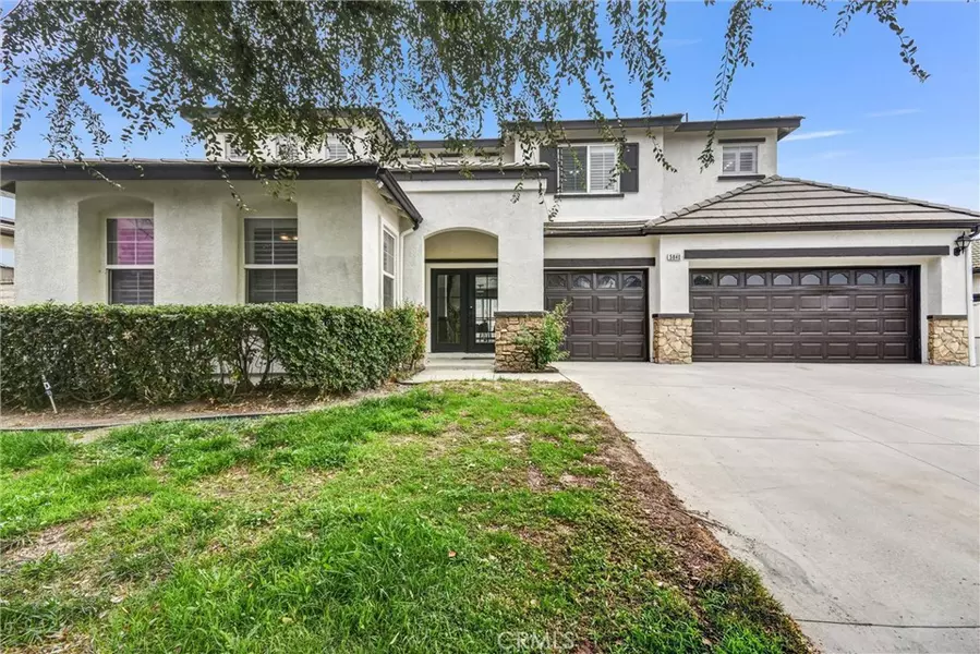 5840 Redhaven Street, Eastvale, CA 92880