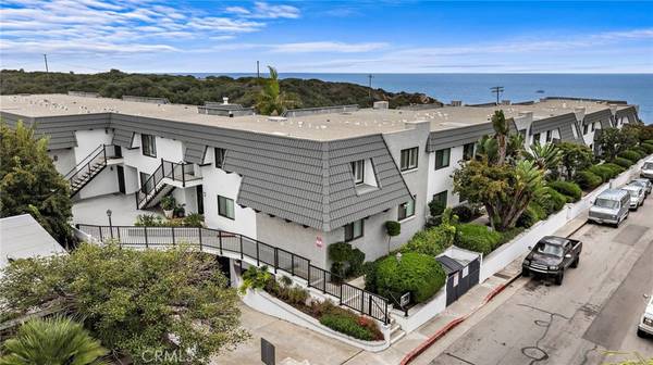 San Clemente, CA 92672,235 Avenida Lobeiro #210