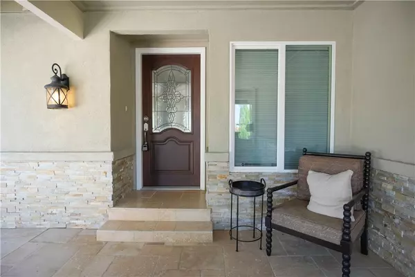 Tustin, CA 92780,14712 EMERYWOOD RD