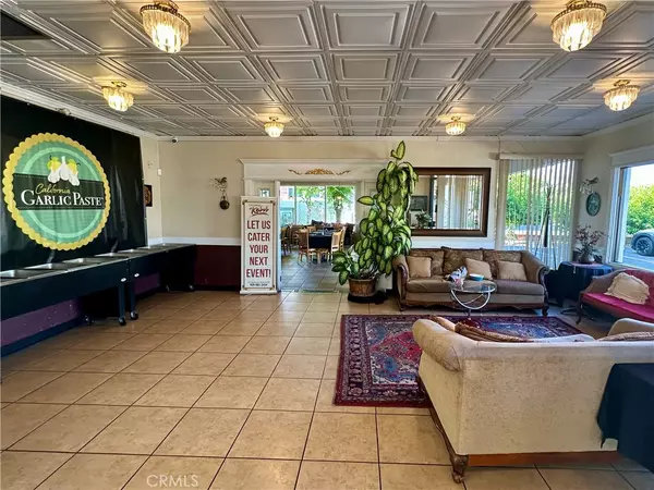 Upland, CA 91786,733 N Mountain