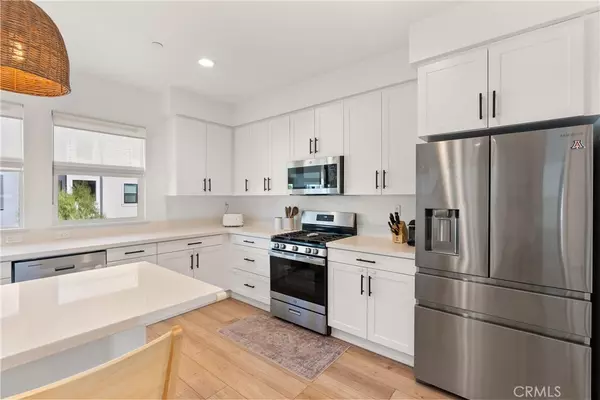 Costa Mesa, CA 92627,519 Caleigh LN