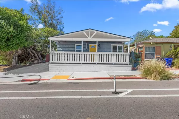 San Diego, CA 92104,2748 30th