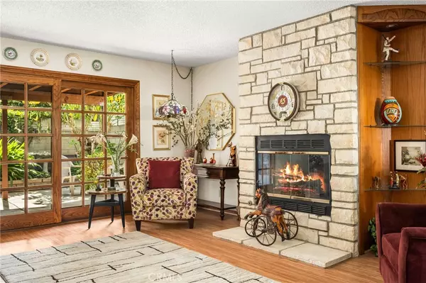 Lakewood, CA 90715,20425 Harvest