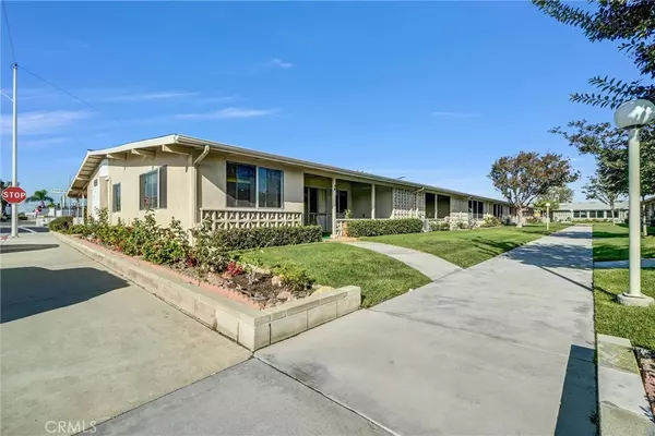Seal Beach, CA 90740,13500 Saint Andrews #7F