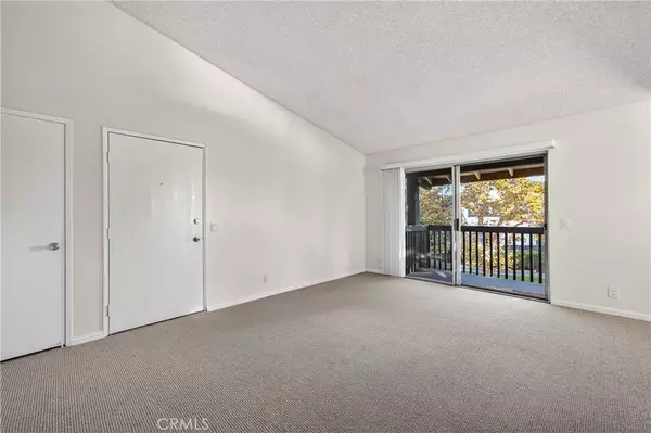 Lake Forest, CA 92630,23220 Orange #2