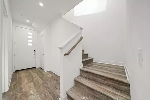 Anaheim, CA 92805,1422 S Urbana