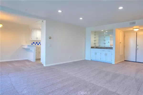Playa Del Rey, CA 90293,8828 Pershing DR #203
