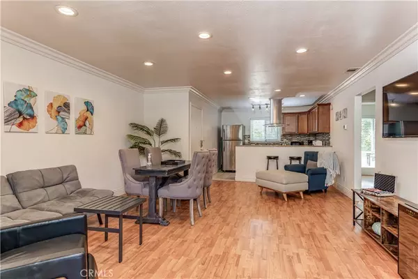 2875 S Fairview #B, Santa Ana, CA 92704