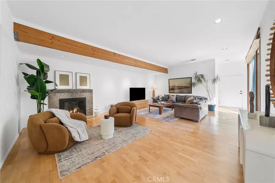 5862 Raphael, Huntington Beach, CA 92649