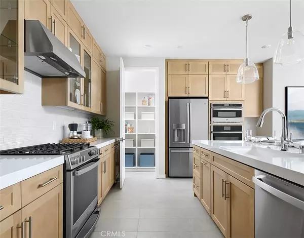 Canyon Country, CA 91350,18208 Aerie WAY