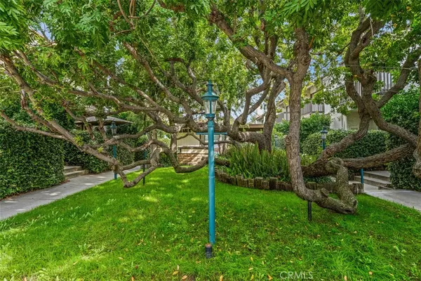 Studio City, CA 91604,4218 Troost #20