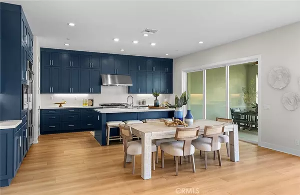 Lake Forest, CA 92630,160 Royal