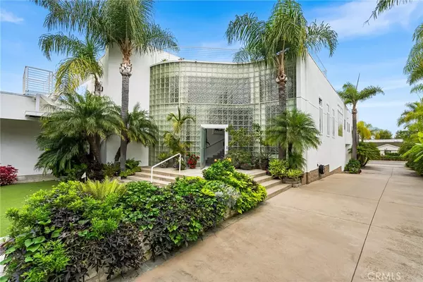 Newport Beach, CA 92660,20301 SW Cypress
