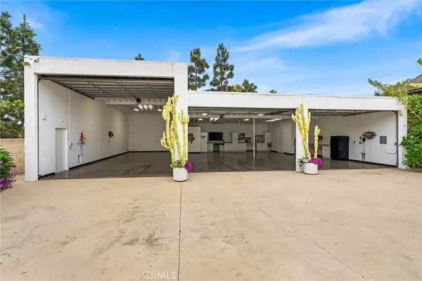 Newport Beach, CA 92660,20301 SW Cypress