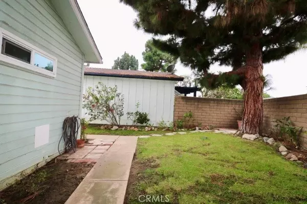 Santa Ana, CA 92705,2544 Forrest Lake #20