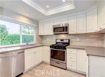 Mission Viejo, CA 92692,23821 Villena