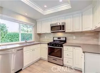 Mission Viejo, CA 92692,23821 Villena