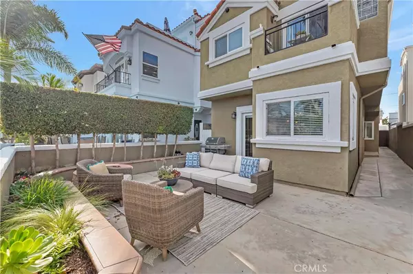 Huntington Beach, CA 92648,621 8th