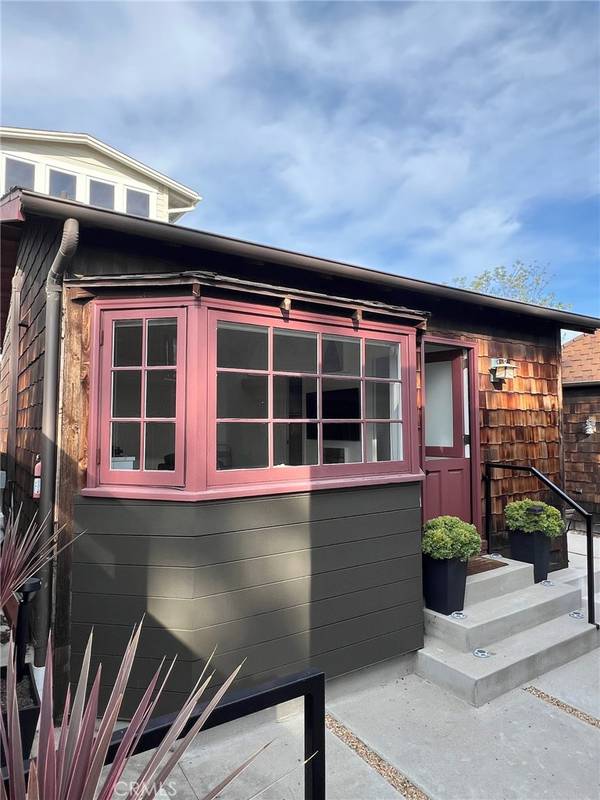 Laguna Beach, CA 92651,388 Hawthorne Rd #A