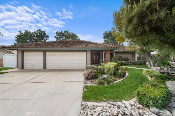Yorba Linda, CA 92886,4951 Oak Tree CT
