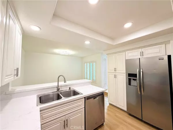 Irvine, CA 92604,61 Ashbrook