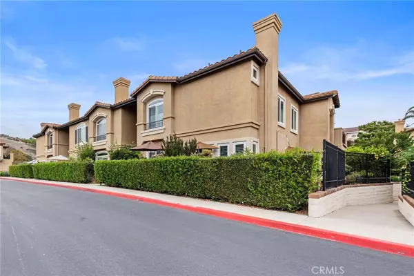 Aliso Viejo, CA 92656,66 Vellisimo DR
