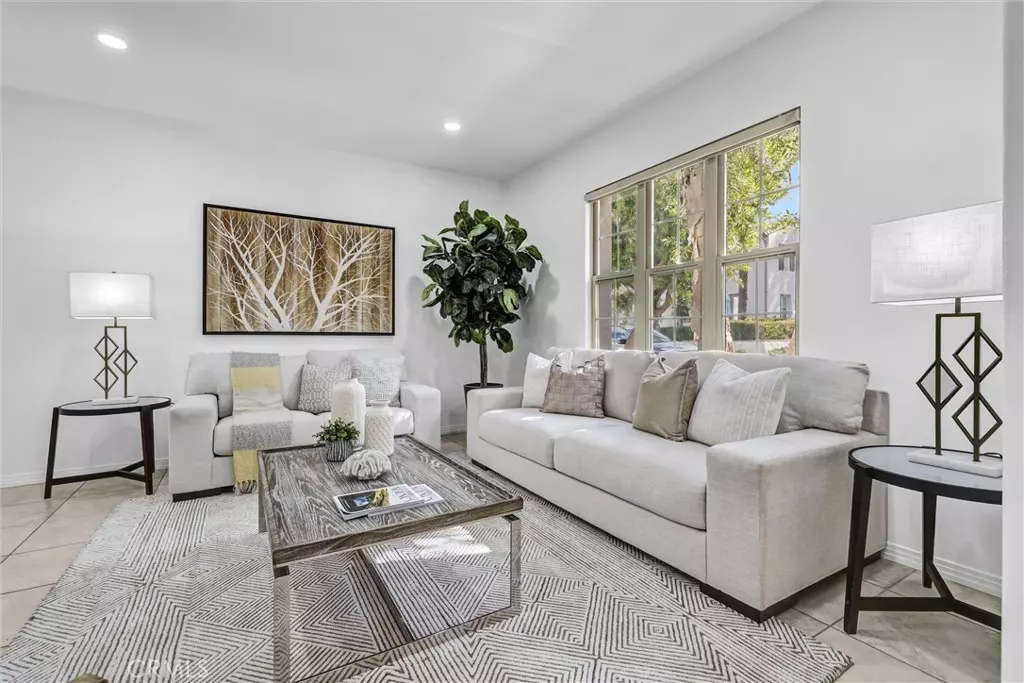 Irvine, CA 92620,83 Mission