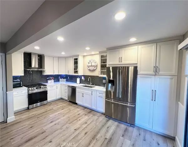 Huntington Beach, CA 92649,16083 Crete