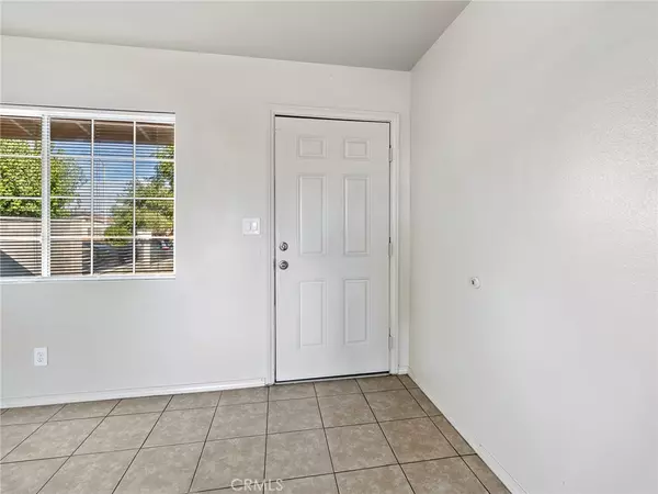 Victorville, CA 92395,15212 Las Piedras DR