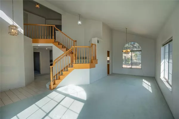 Riverside, CA 92507,5002 Trojan CT