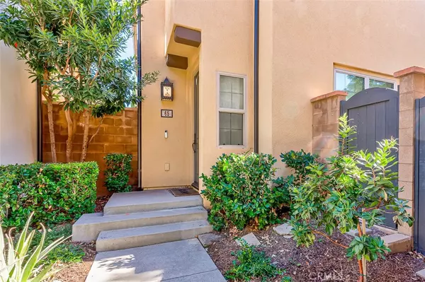 Irvine, CA 92618,65 Kestrel