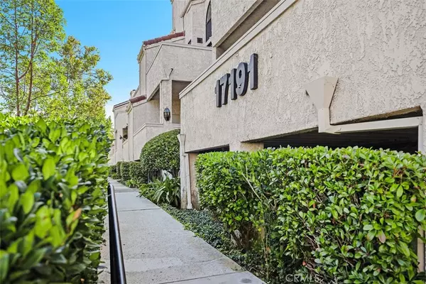 Huntington Beach, CA 92649,17191 Corbina #110