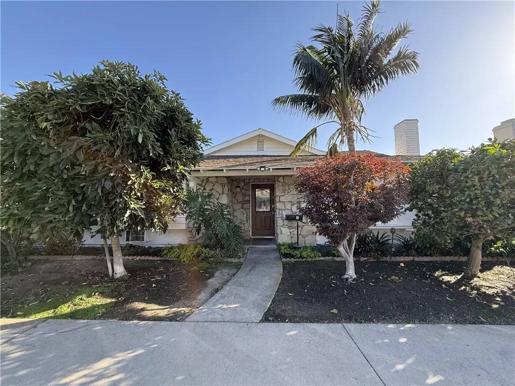 Huntington Beach, CA 92647,7672 Amazon #1