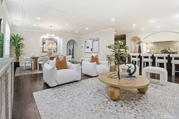 Irvine, CA 92620,65 Rolling Green