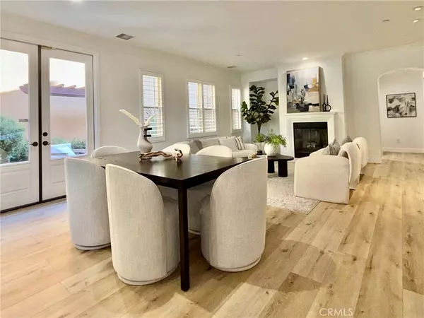 Irvine, CA 92620,76 Townsend